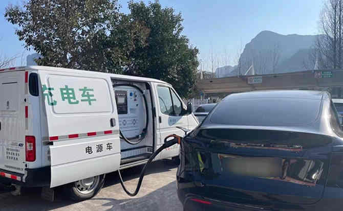 丽江汽车搭电